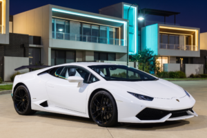 Lamborghini Huracan   5.2L Aspirated V10