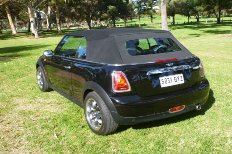Mini Cooper S Cabrio Highgate  black