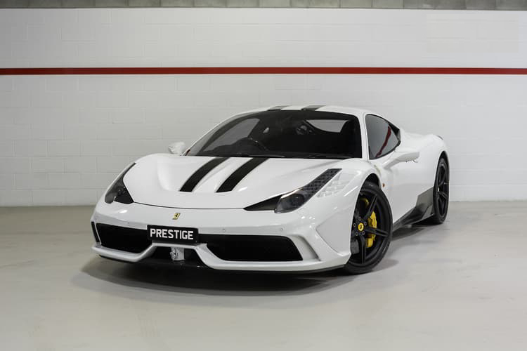 Ferrari  white    N