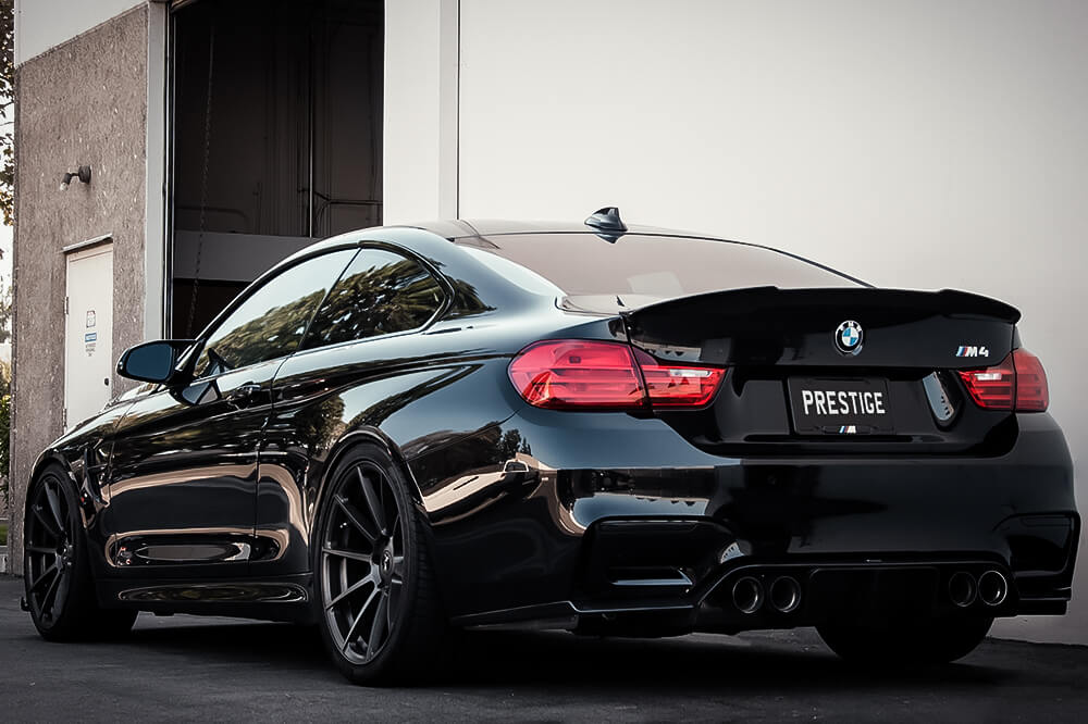 BMW M4 Black <br> 6cyl 3.0L Turbo Petrol