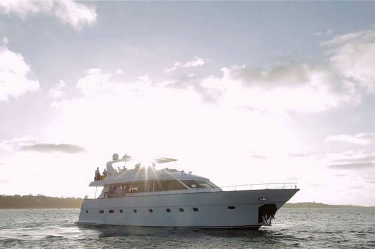 yacht hire melbourne