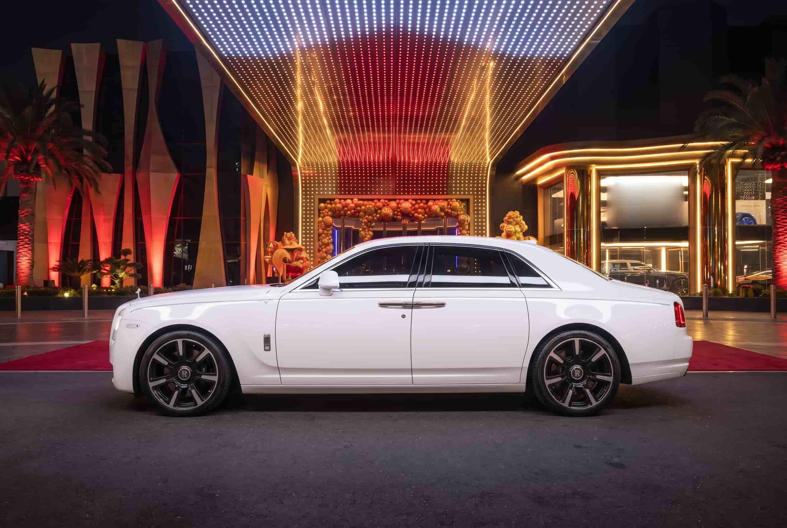Rolls Royce Ghost Docklands White -3