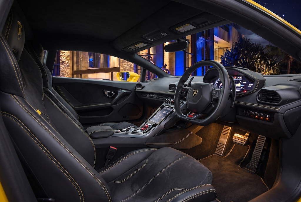 Lamborghi Huracan Hire Brisbane interior