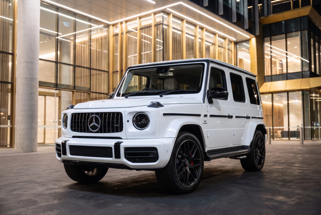 Mercedes AMG G63  5.5L Twin Turbo Intercooled V8
