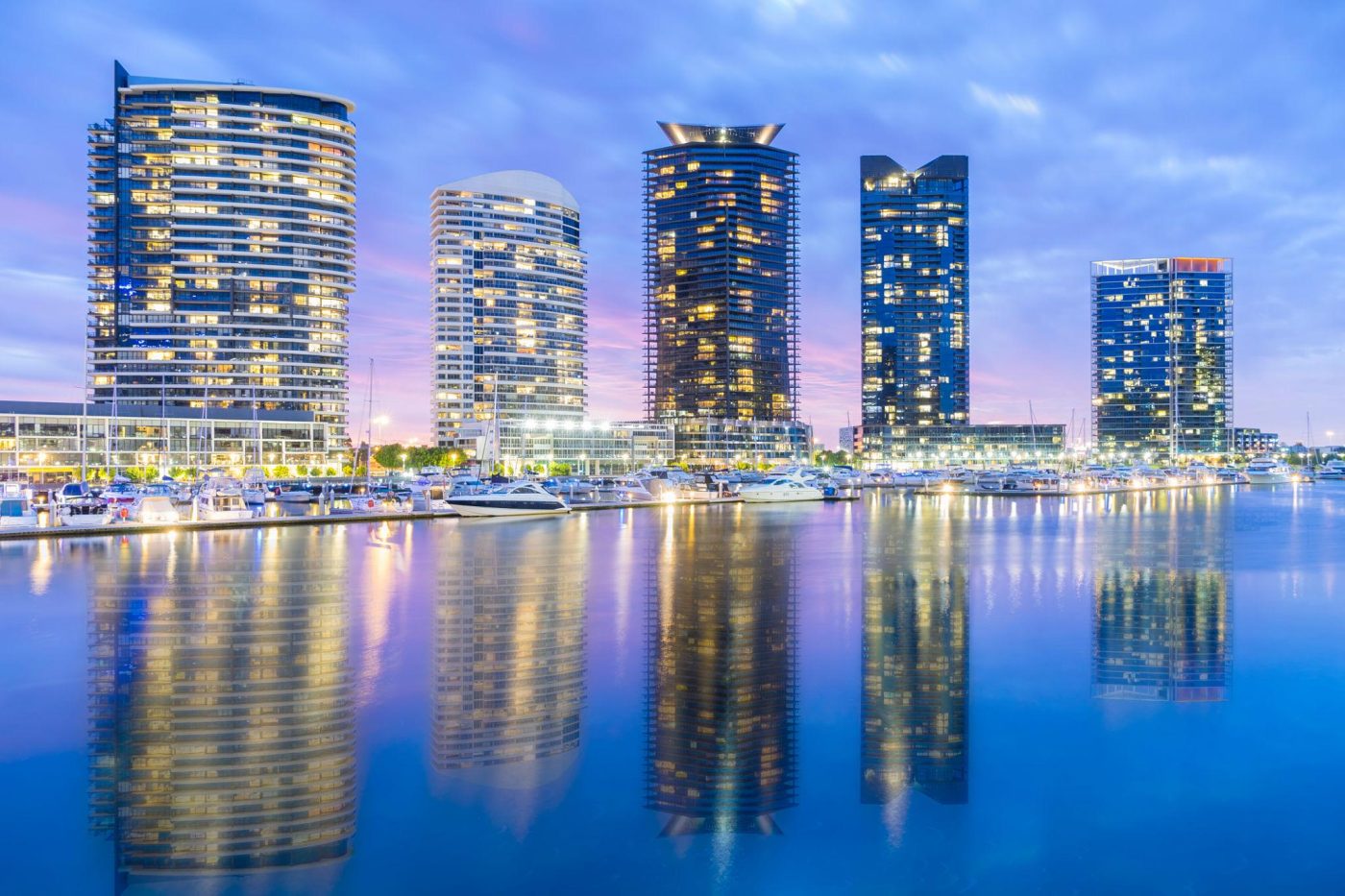 The-Ultimate-Waterfront-Statement-Hero-01