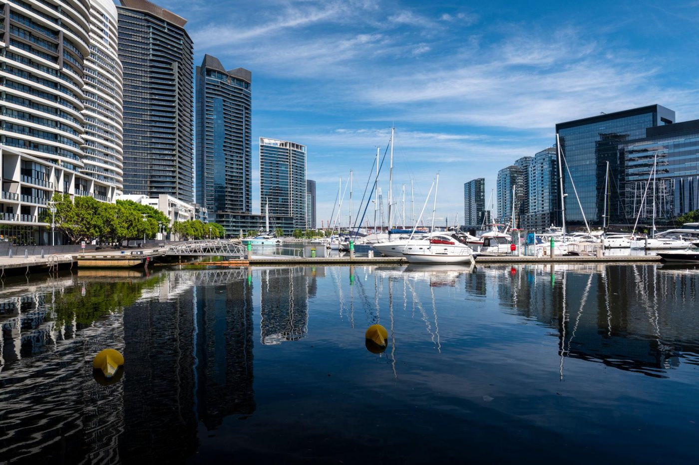 The-Ultimate-Waterfront-Statement-Hero-04